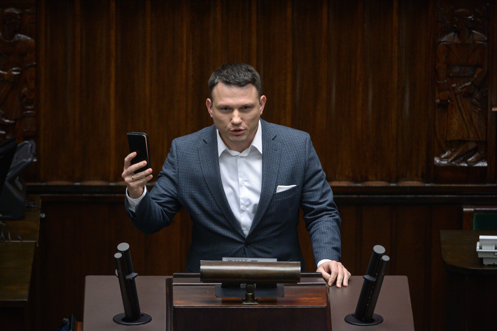 Sławomir Mentzen na sejmowej mównicy
